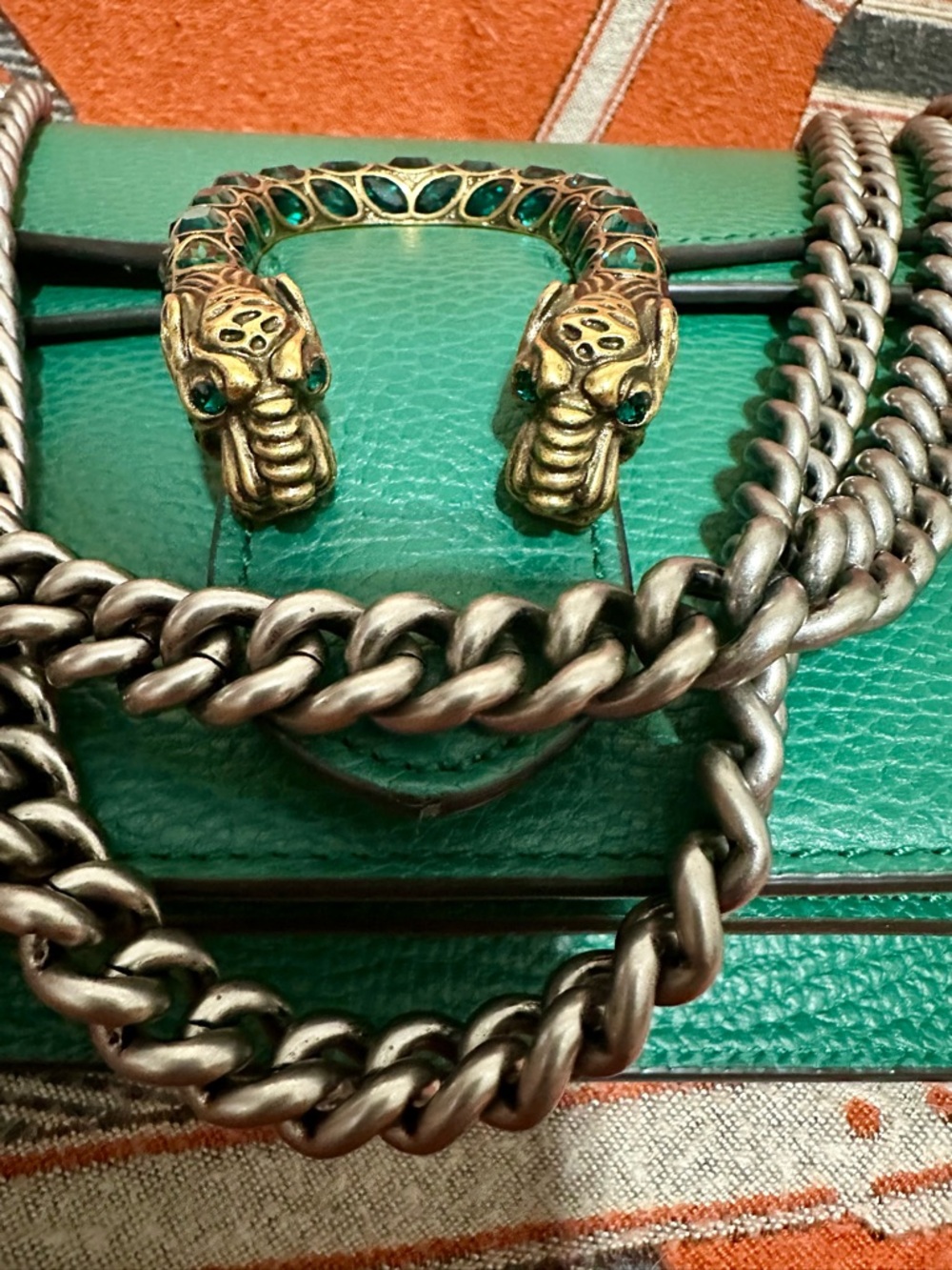 GUCCI ❤️🌟GREEN DIONYSUS W/ EMERALD STONES JEWELED TIGER HEAD FLAP BAG ⭐️ - Picture 3 of 15